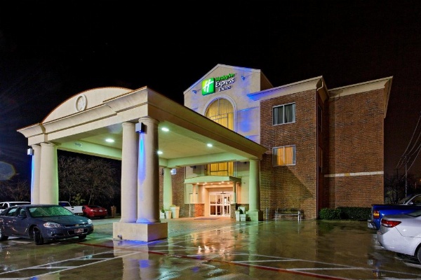 Holiday Inn Express & Suites San Antonio South image 15